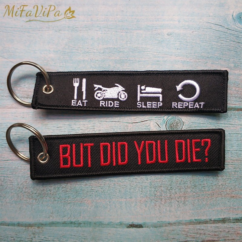 2 PCS AV8R SLEUTELHANGER EMBROIDERY FUNNY KEYCHAIN - PILOTSX