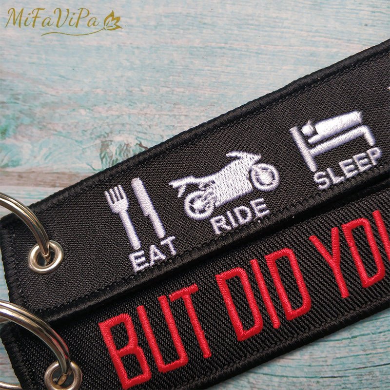 2 PCS AV8R SLEUTELHANGER EMBROIDERY FUNNY KEYCHAIN - PILOTSX