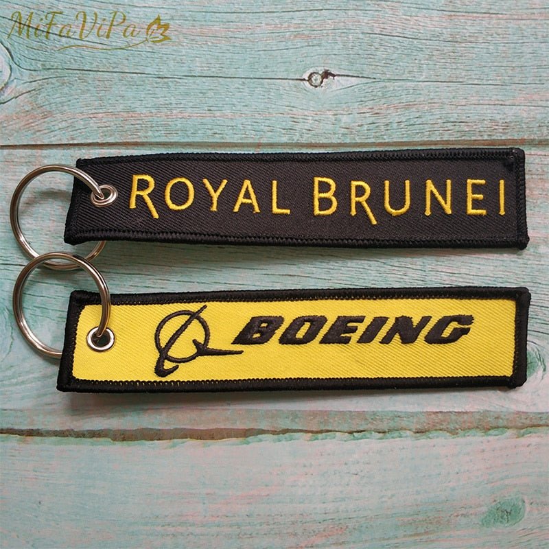 2 PCS/LOT A BOEING SIDE B ROYAL BRUNEI EMBROIDERY KEY CHAIN - PILOTSX