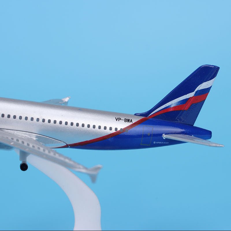 20CM AEROFLOT RUSSIAN AIRCRAFT MODEL DIECAST METAL MODEL AIRPLANES 16CM A330 1:400 A380 AIRBUS AIRPLANE MODEL TOY PLANE GIFT - PILOTSX