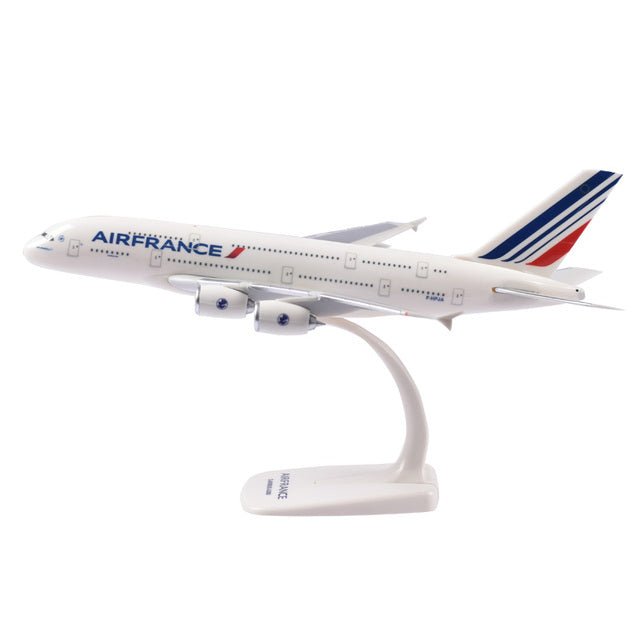 AIR FRANCE CONCORDE UNITED ARAB EMIRATES LUFTHANSA PLANE MODEL AIRPLANE MODEL AIRCRAFT - PILOTSX