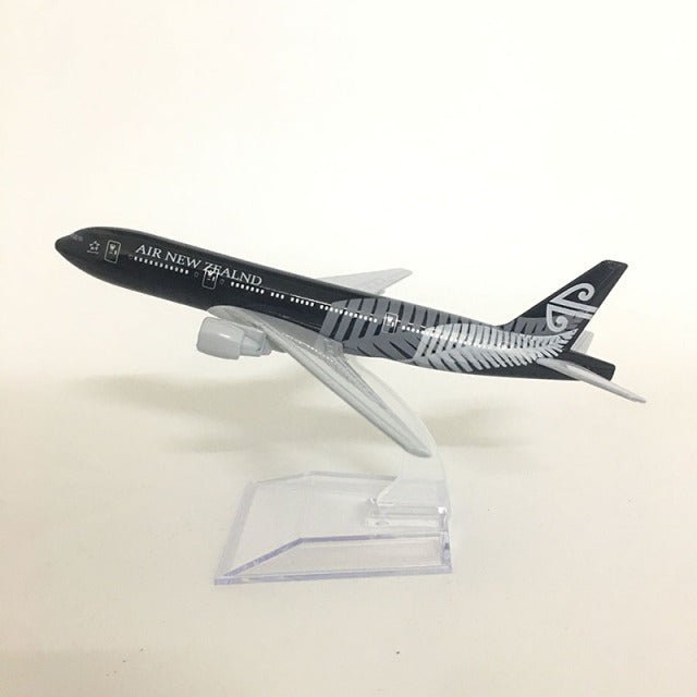 AIR NEW ZEALAND BOEING 777 PLANE MODEL AIRPLANE MODEL AIRCRAFT - PILOTSX