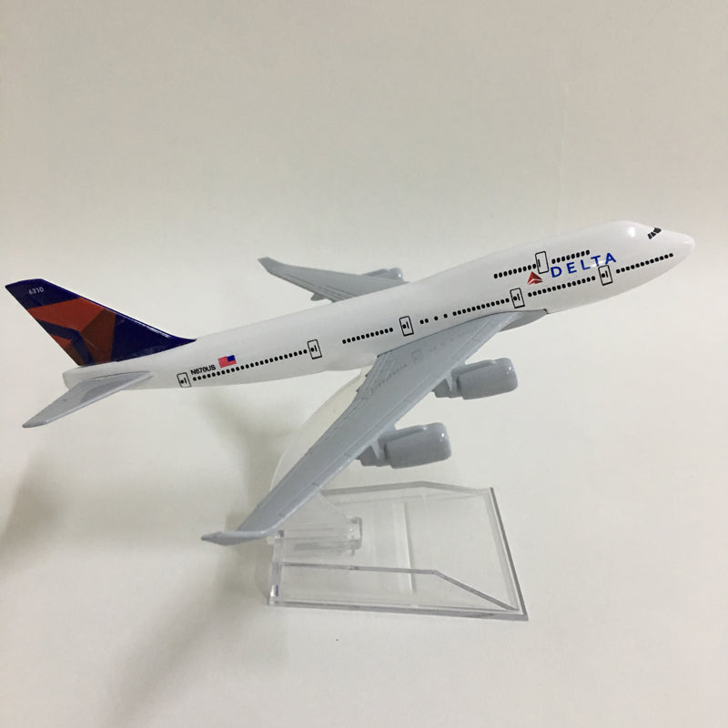 Plane Model Airplane Model Delta Air Lines Boeing 747 Aircraft Model 1:400 Diecast Metal Airplanes AV8R