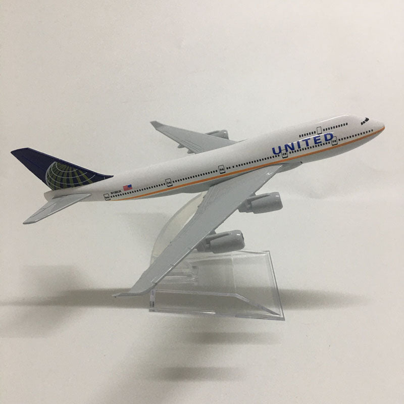 American Air United Airlines Boeing 747 B747 400 Airways Plane Model Aircraft Airplane AV8R