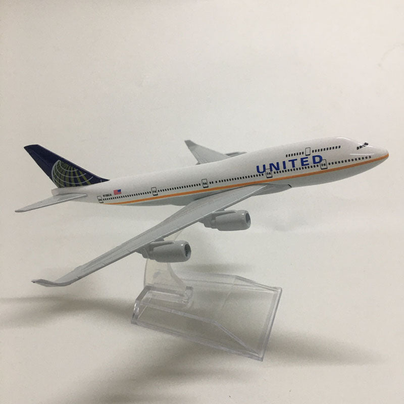 American Air United Airlines Boeing 747 B747 400 Airways Plane Model Aircraft Airplane AV8R