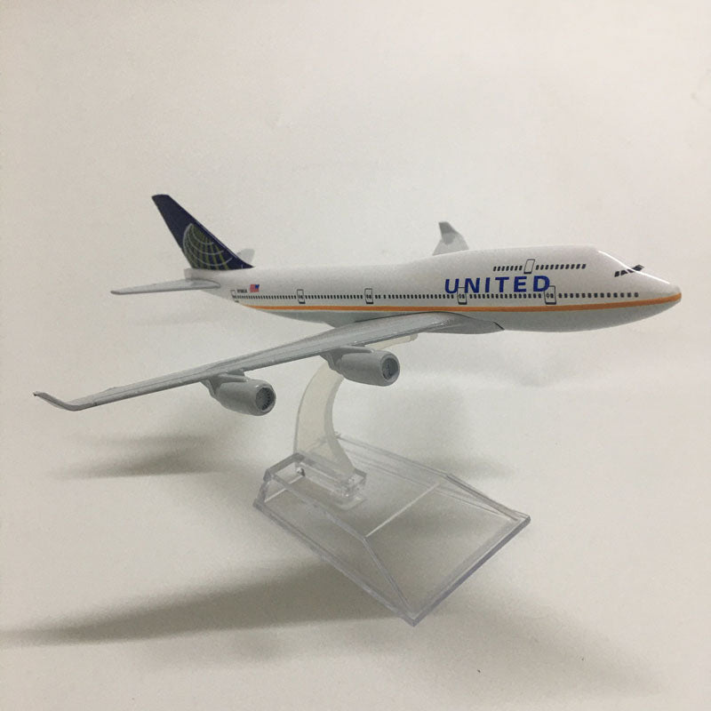 American Air United Airlines Boeing 747 B747 400 Airways Plane Model Aircraft Airplane AV8R