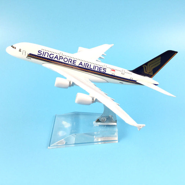 Aircraft Model Diecast Metal Model Airplanes 16cm 1:400 Singapore Airways A380 Airbus Airplane Model Toy Plane Gift  M6-042 AV8R