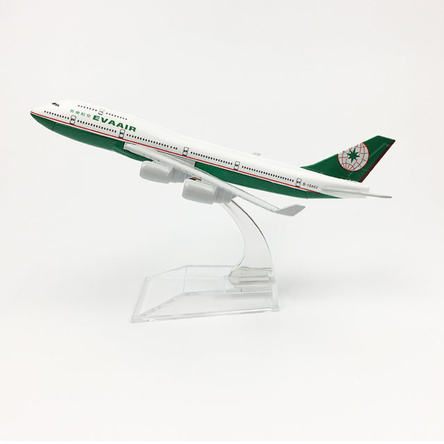 Airplane Model EVA Air A380 Planes Aircraft Model Toy 1:400 Diecast Metal Airbus A380 Airplanes AV8R