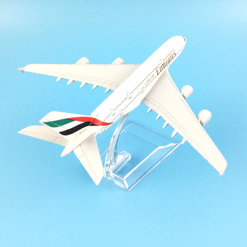 The United Arab Emirates Airbus A380 Metal Airplane Model Office Decoration Toy Gift AV8R