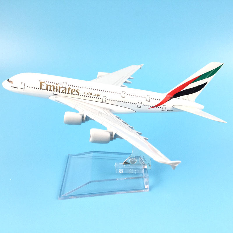 The United Arab Emirates Airbus A380 Metal Airplane Model Office Decoration Toy Gift AV8R