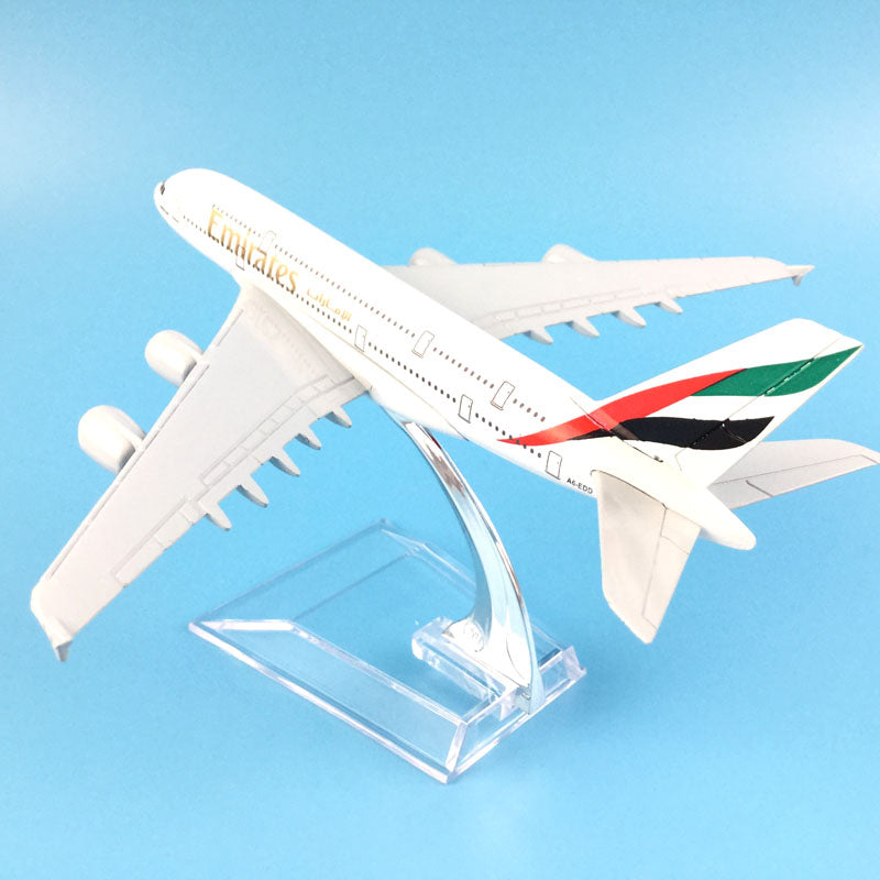 The United Arab Emirates Airbus A380 Metal Airplane Model Office Decoration Toy Gift AV8R