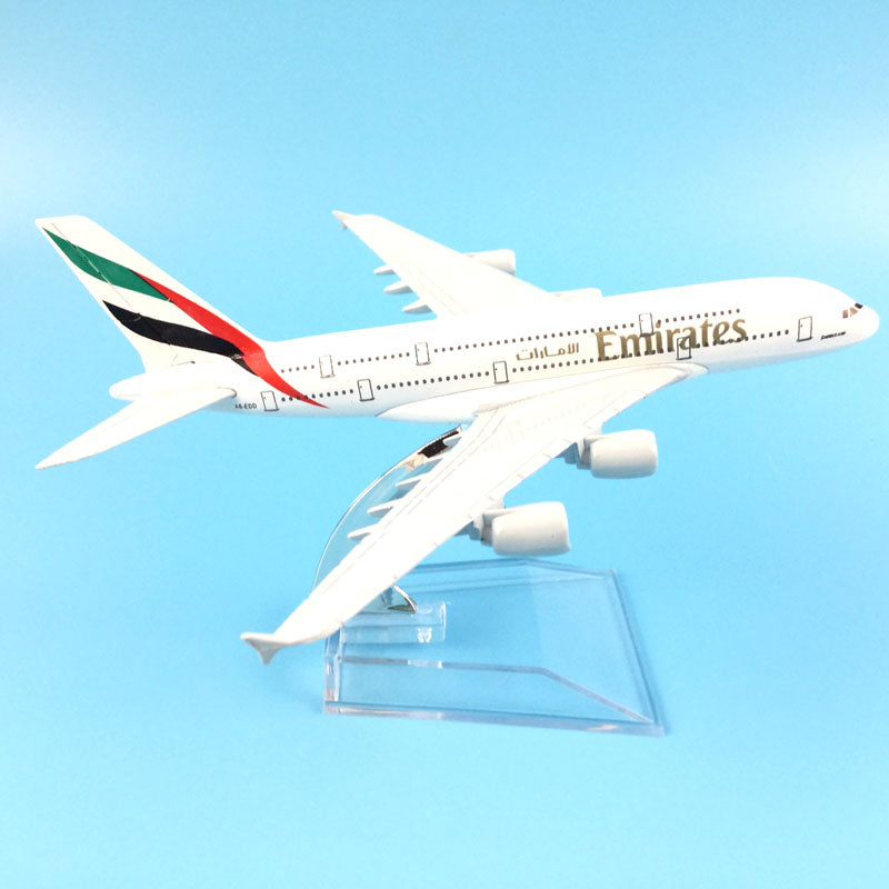 The United Arab Emirates Airbus A380 Metal Airplane Model Office Decoration Toy Gift AV8R