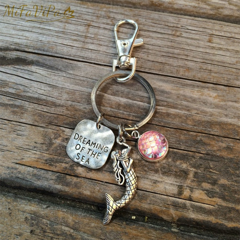 Seahorse with  Mermaid Keychain for Woman THE AVIATOR