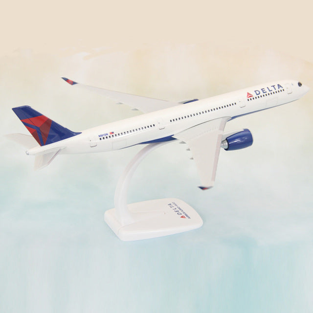 KLM Finnair United Arab Emirates Lufthansa Airbus Plane Model Airplane Model Aircraft AV8R