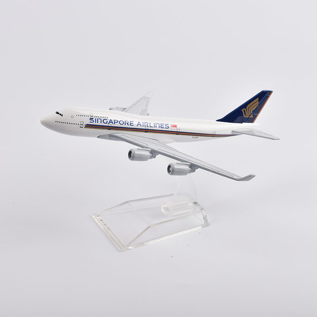 Singapore Airways Airbus A350 Aircraft Model Diecast Metal Model Airplanes AV8R