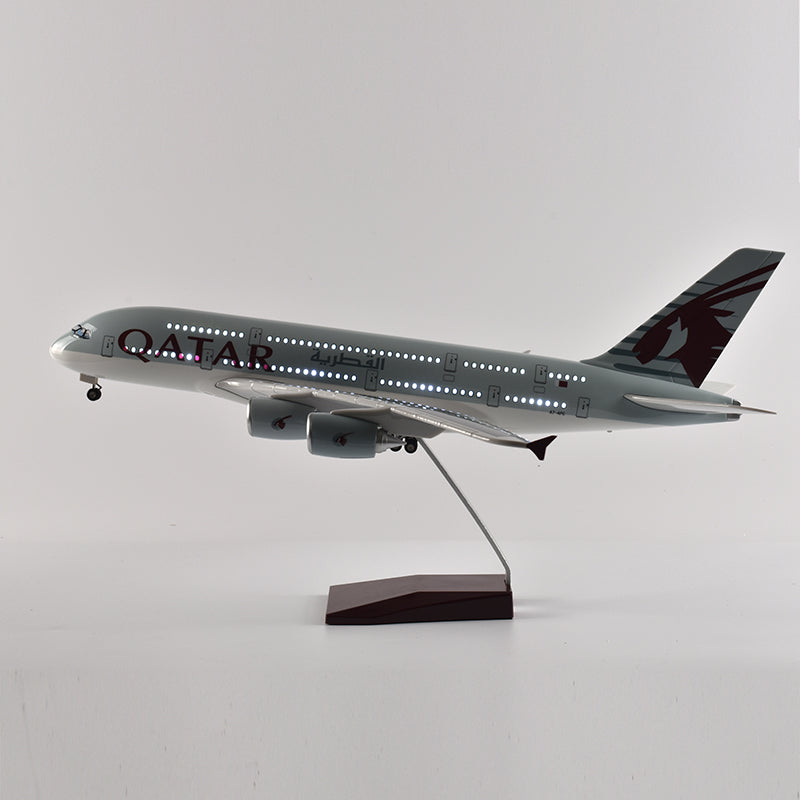 Qatar Airbus 380 Plane Model Airplane Model Aircraft Model 1/160 Scale Diecast Resin Airplanes AV8R