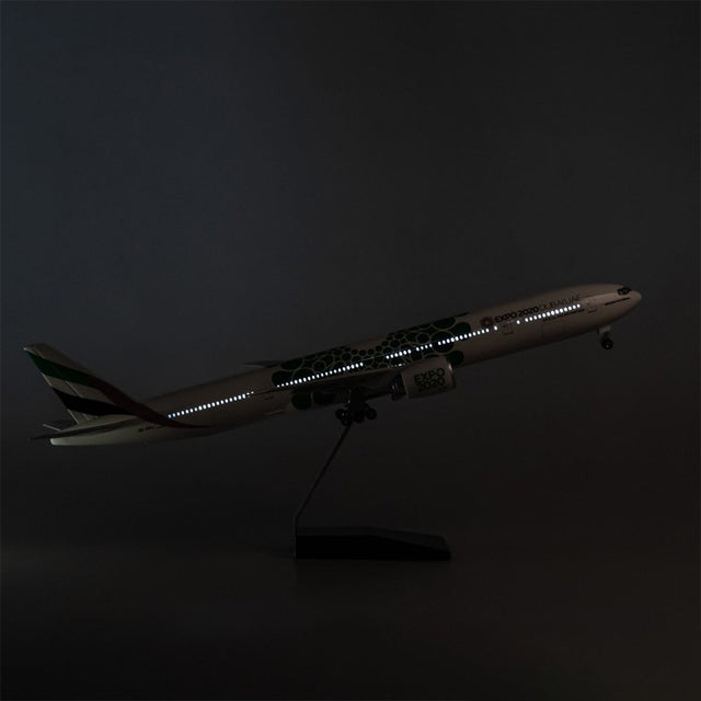 United Arab Emirates Boeing 777 Plane Model Airplane Model Aircraft Model AV8R