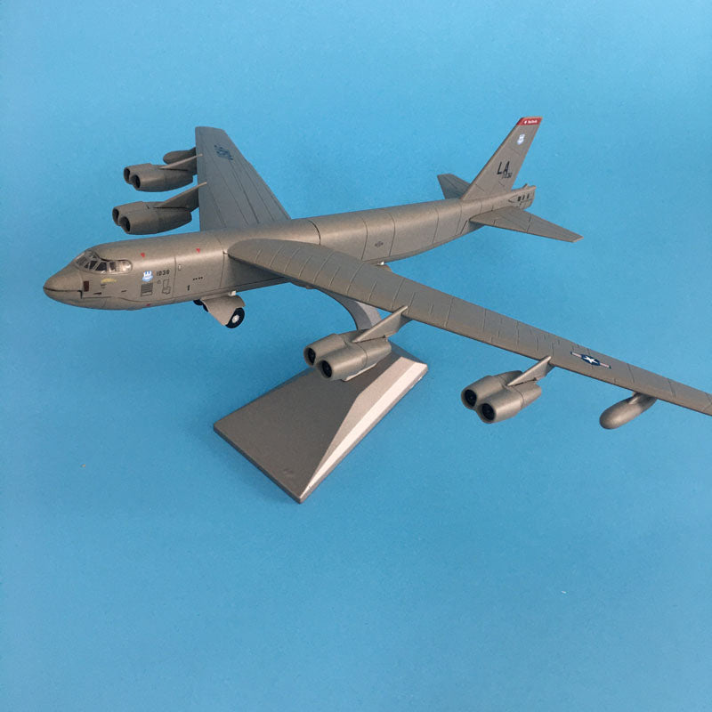 Aircraft Plane 1:200 advanced alloy fighter model US B52 bomber military model plane kids toys collection model Airplane AV8R