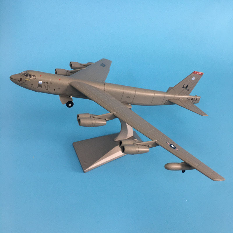 Aircraft Plane 1:200 advanced alloy fighter model US B52 bomber military model plane kids toys collection model Airplane AV8R