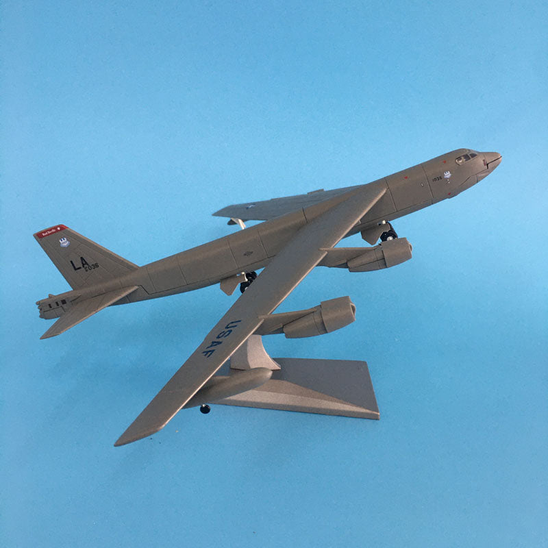 Aircraft Plane 1:200 advanced alloy fighter model US B52 bomber military model plane kids toys collection model Airplane AV8R