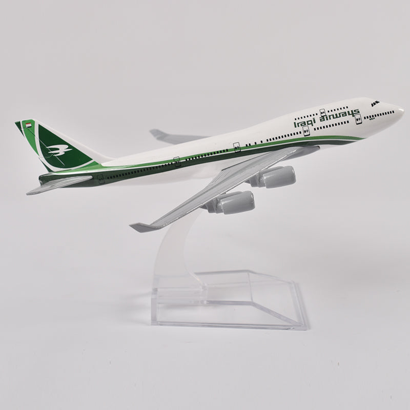 Airways Boeing 777 Aircraft Model 1:400 Diecast Metal B747 Plane Model Airplane Model AV8R