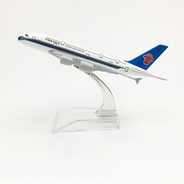 China Southern Airlines Airbus a350 Airplane Model 1:400 Scale Diecast Metal Aircraft AV8R