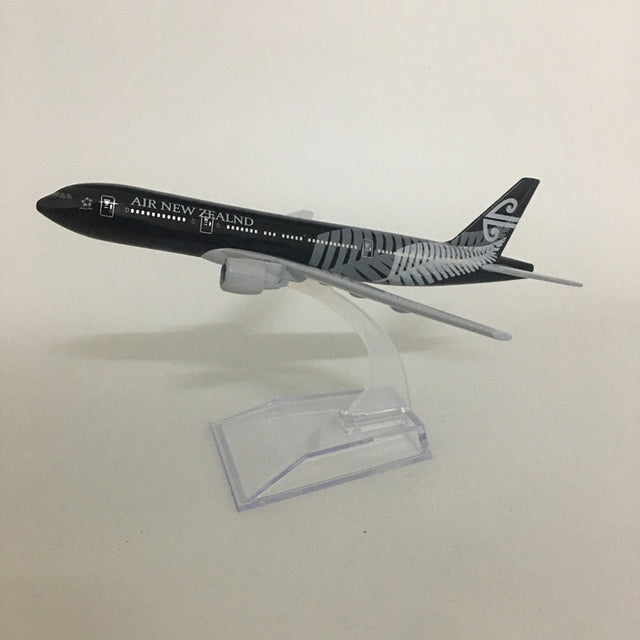 Russian aviation 16cm Metal Aircraft Plane Model toys A330 Boeing 777 DHL Airbus Airplane Model AV8R