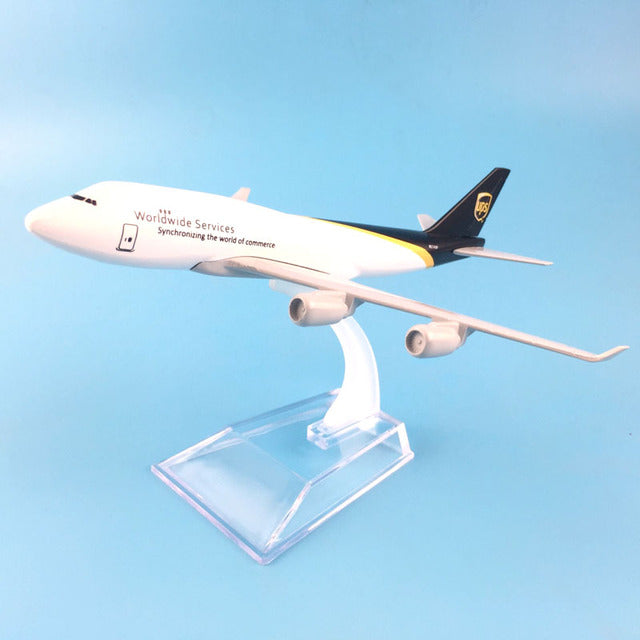 Russian aviation 16cm Metal Aircraft Plane Model toys A330 Boeing 777 DHL Airbus Airplane Model AV8R