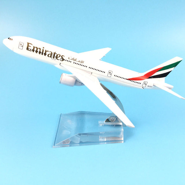 plane model Boeing 777 emirates airline aircraft 777 Metal Solid simulation airplane model for kids toys Christmas gift AV8R