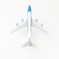 Thumbnail for UNITED STATES OF AMERICA Air Force One aeroplane model Boeing 747 airplane 16CM Metal alloy diecast 1:400 airplane model toys AV8R